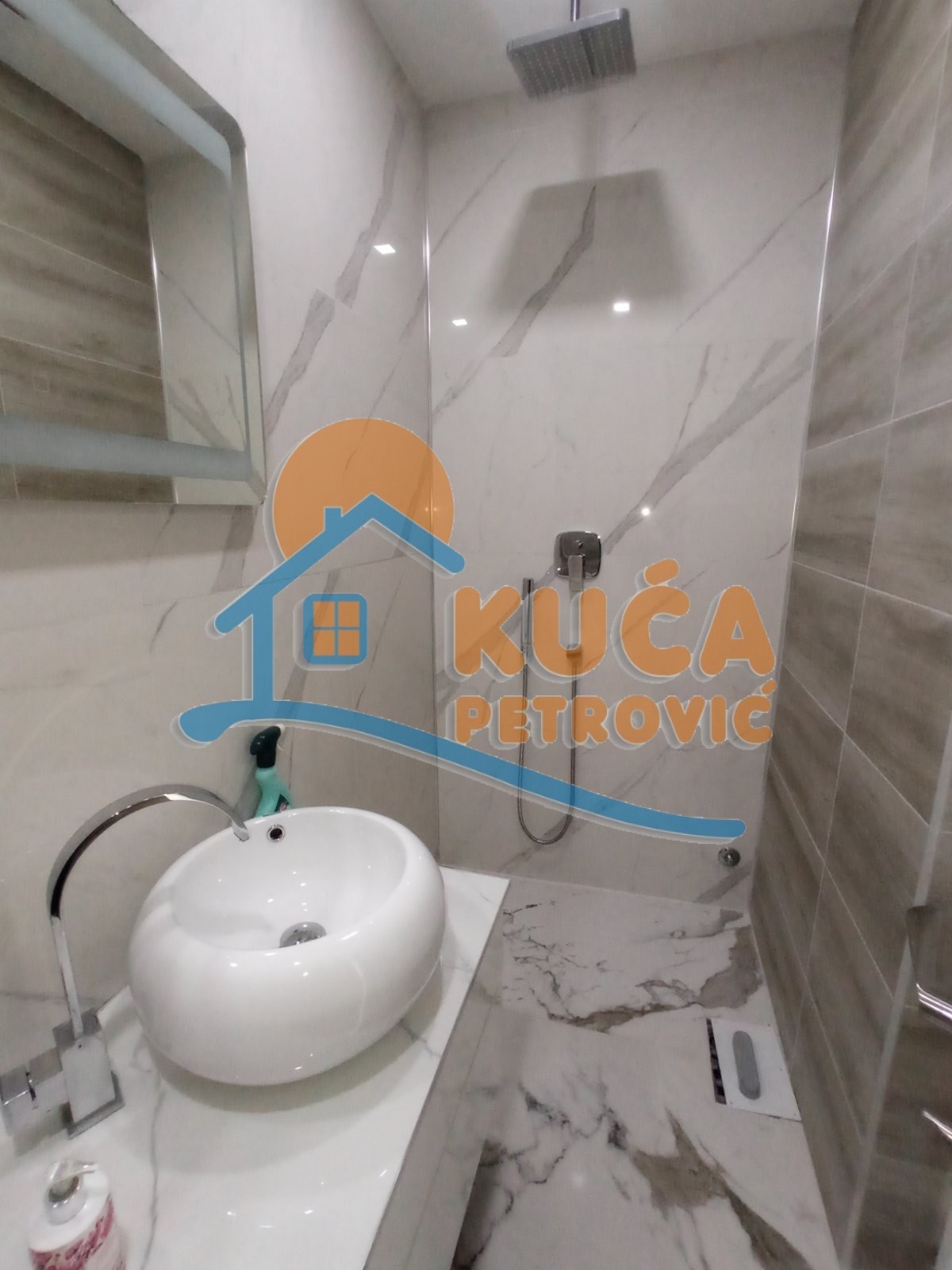 Lokal, 50 m2, Donji Komren, Zlatarska ID: i-013547 7