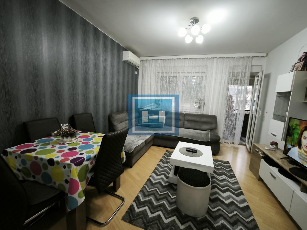 Na prodaju stan 57m² u novijoj zgradi na 1. spratu! 3