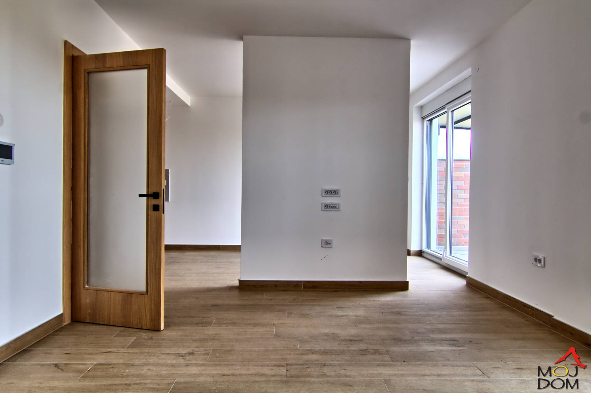 Stan,PETROVARADIN,MIŠELUK,kv: 154, € 380070, ID: 1030131 7