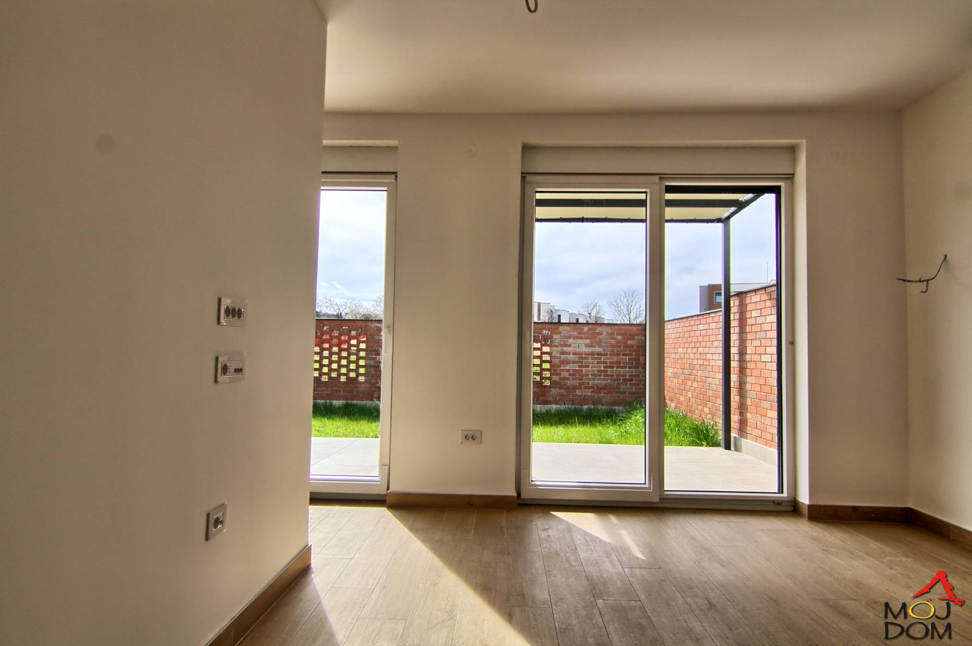 Stan,PETROVARADIN,MIŠELUK,kv: 205, € 484100, ID: 1030130 4