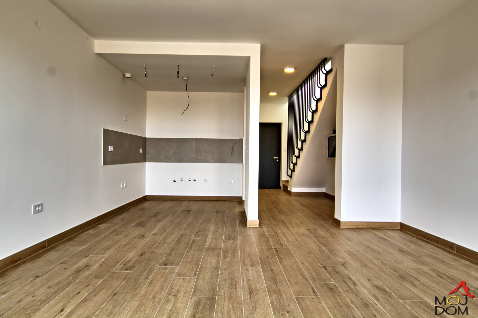 Stan,PETROVARADIN,MIŠELUK,kv: 97, € 241020, ID: 1030132 9