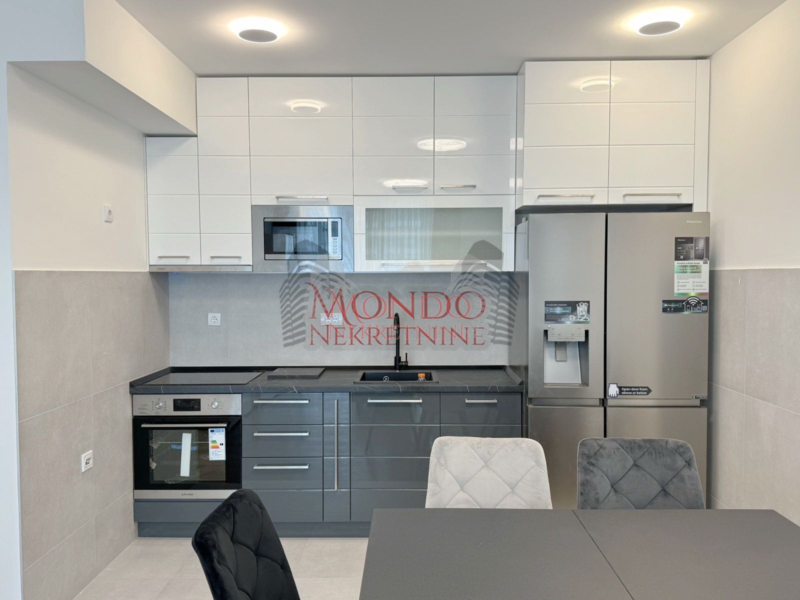 Trosoban opremljen stan u Delta Residence, neuseljavan 7