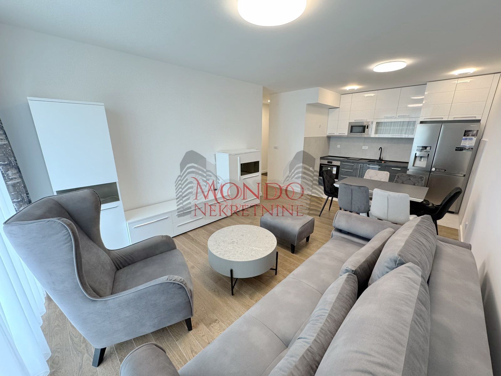 Trosoban opremljen stan u Delta Residence, neuseljavan 3