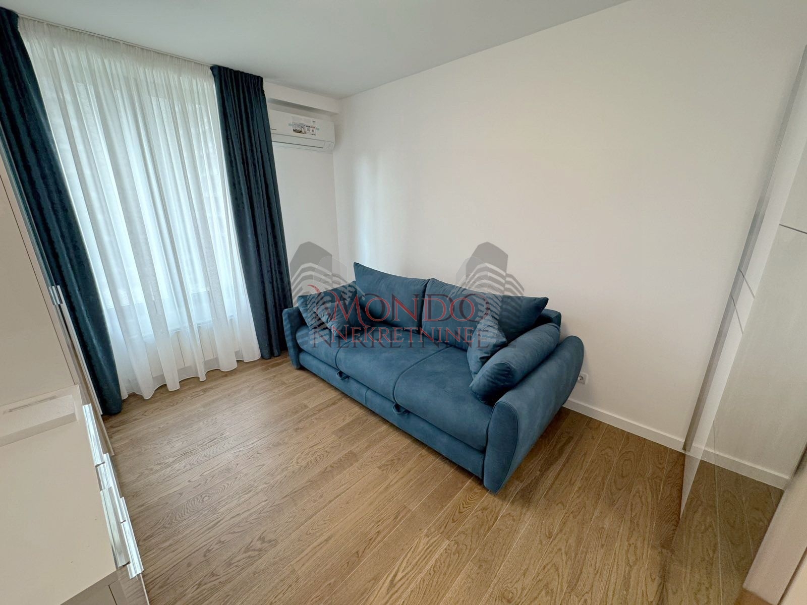 Trosoban opremljen stan u Delta Residence, neuseljavan 14