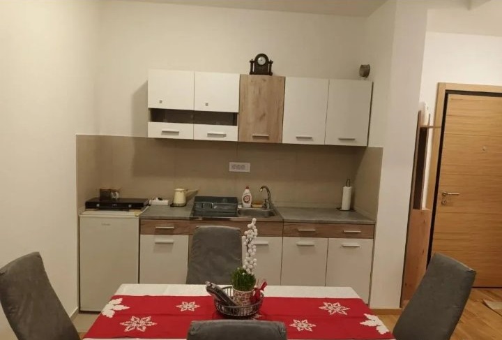 Prodajem stan na Zlatiboru 3