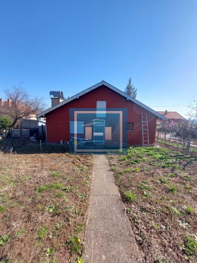 Karadjordjevo brdo-kuća bez ulaganja 19