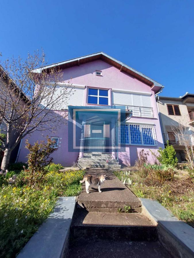 Karadjordjevo brdo-kuća bez ulaganja 1