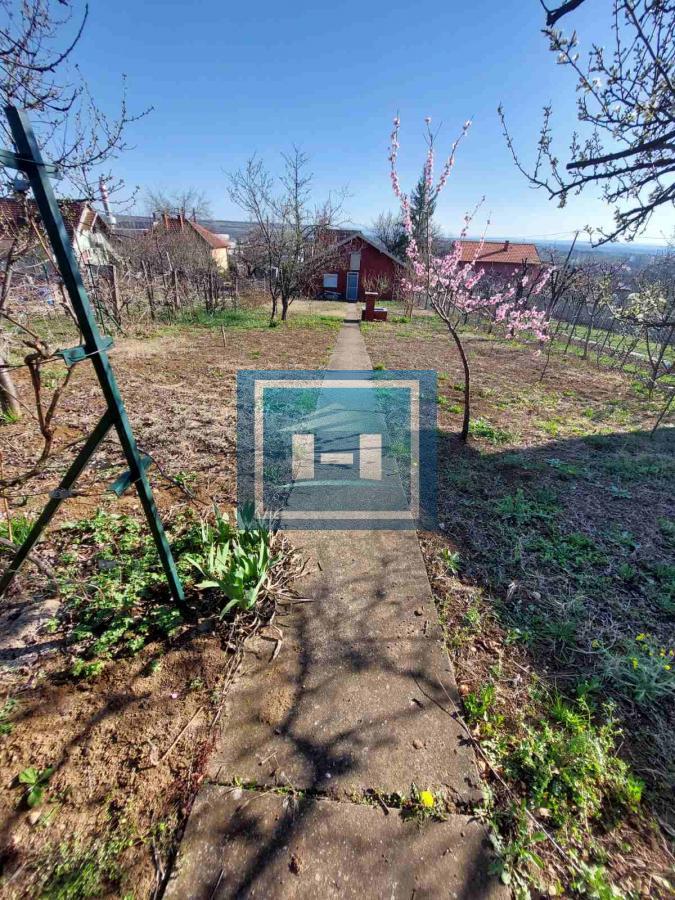 Karadjordjevo brdo-kuća bez ulaganja 2