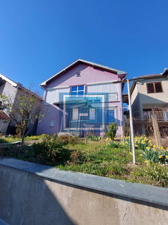 Karadjordjevo brdo-kuća bez ulaganja 4