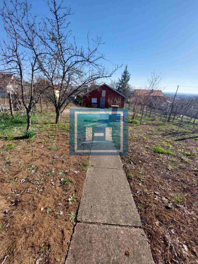 Karadjordjevo brdo-kuća bez ulaganja 13