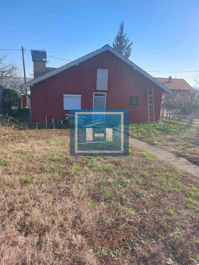 Karadjordjevo brdo-kuća bez ulaganja 36