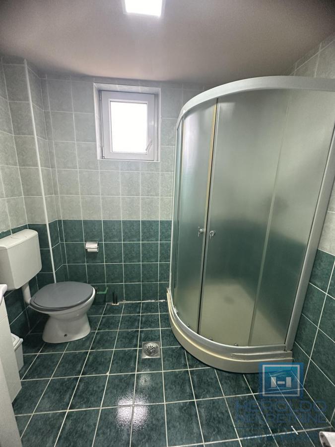 Moderan stan na idealnoj lokaciji za izdavanje! 9