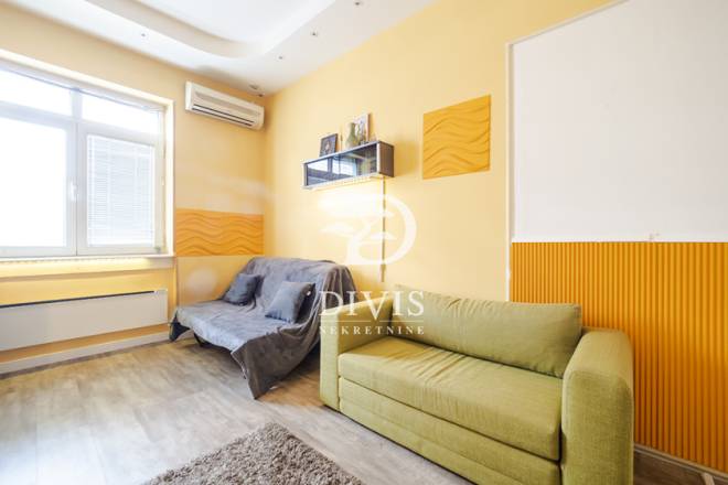 Renoviran  namešten 5 0  kod Botaničke bašte  93m2 3