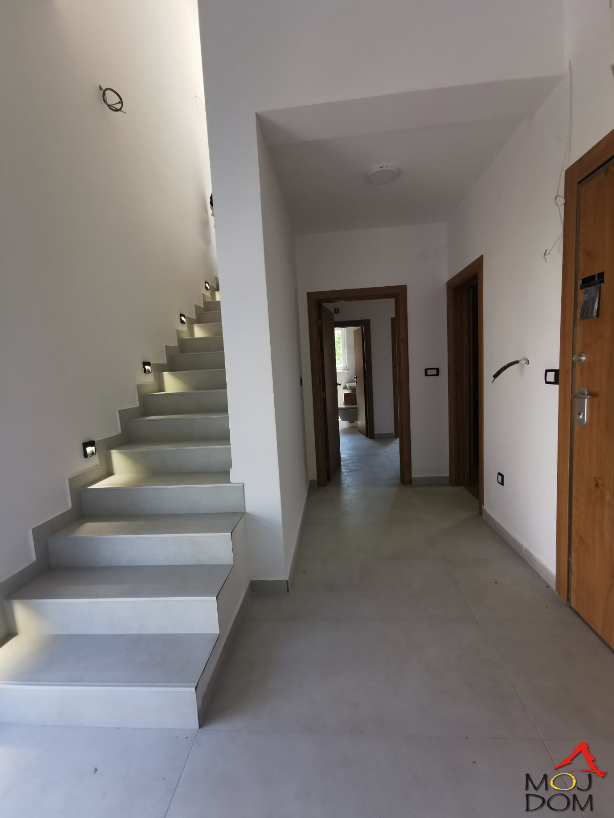 Stan,SREMSKA KAMENICA,SREMSKA KAMENICA,kv: 124, € 298000, ID: 1027820 27