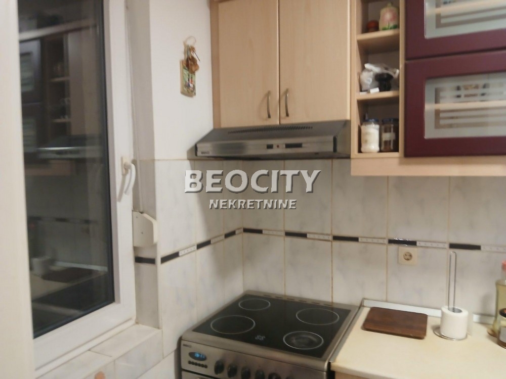 Trosoban stan, 62 m2, Nova Detelinara, Koste Racina ID: 117242 2