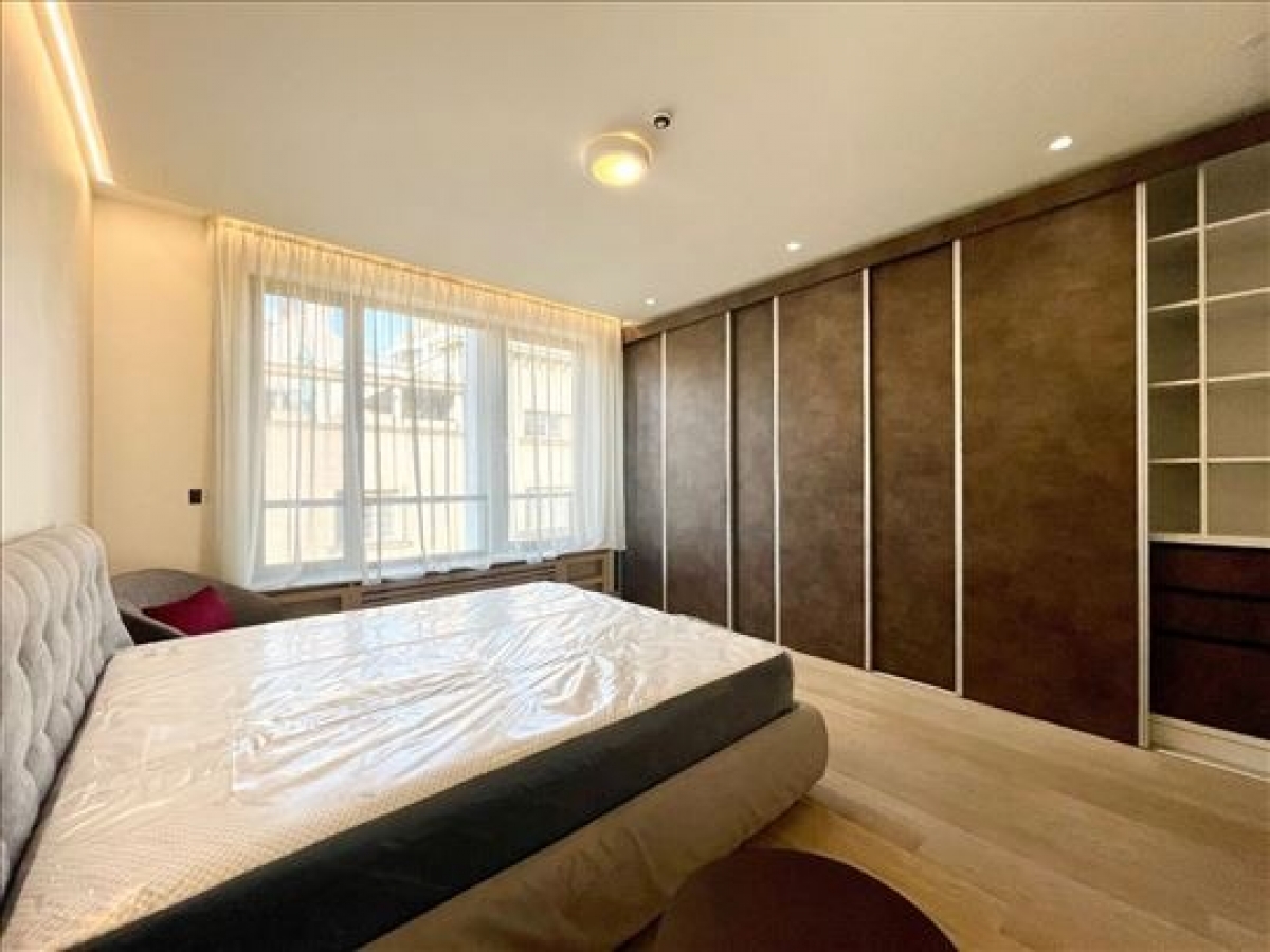 Izdavanje Luksuzni stanovi na Vračaru   garaža  novogradnja 6