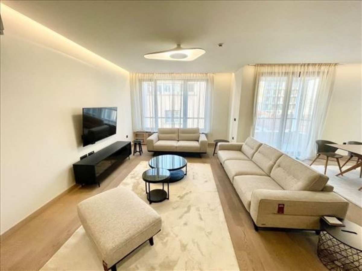 Izdavanje Luksuzni stanovi na Vračaru   garaža  novogradnja 4