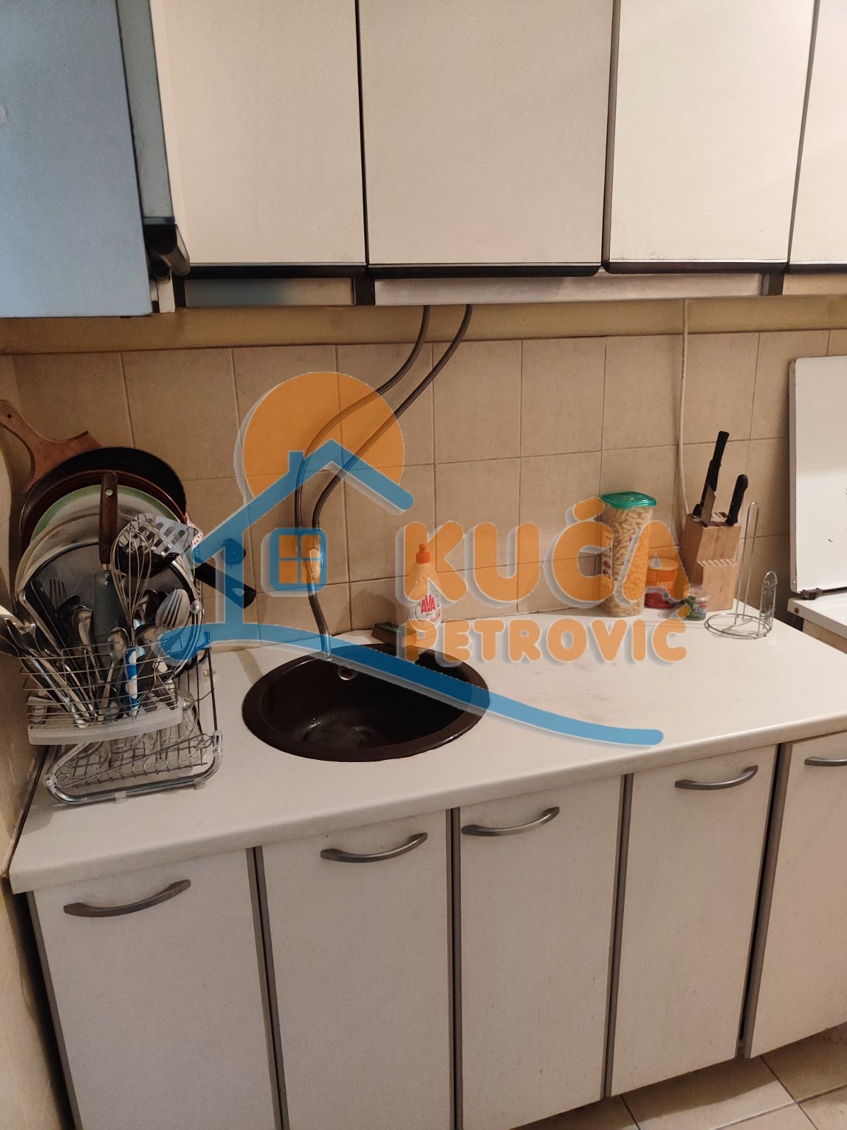 Dvosoban stan, 72 m2, Crveni Pevac, Bulevar dr Zorana ID: i-013647 2