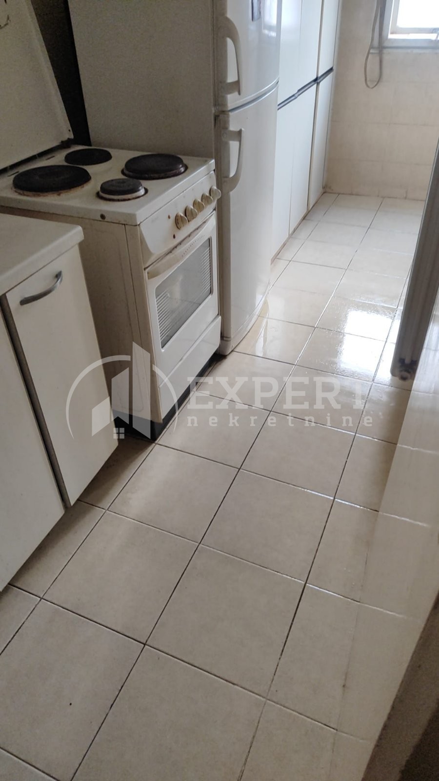 Dvosoban stan, 72 m2, Crveni Pevac, Bulevar dr Zorana ID: i-013647 3