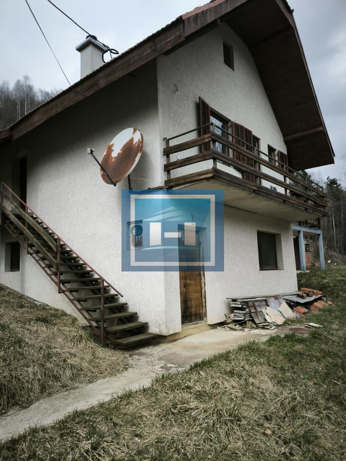 Kuća u Brzeću – Blizu Gondole, S Potencijalom za 3 Apartmana! 2