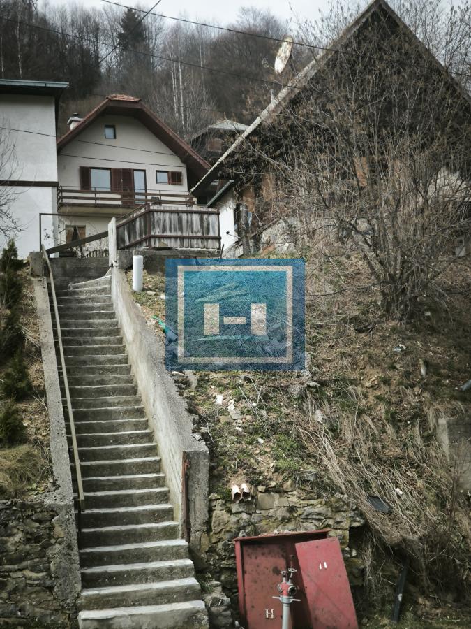 Kuća u Brzeću – Blizu Gondole, S Potencijalom za 3 Apartmana! 4