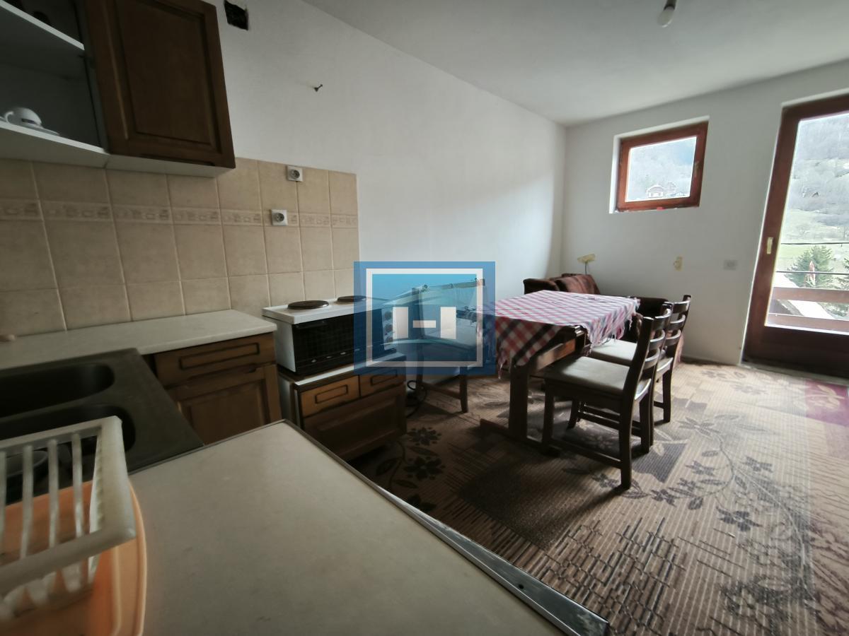 Kuća u Brzeću – Blizu Gondole, S Potencijalom za 3 Apartmana! 6