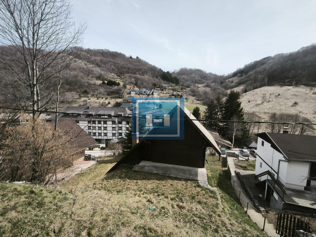 Kuća u Brzeću – Blizu Gondole, S Potencijalom za 3 Apartmana! 9