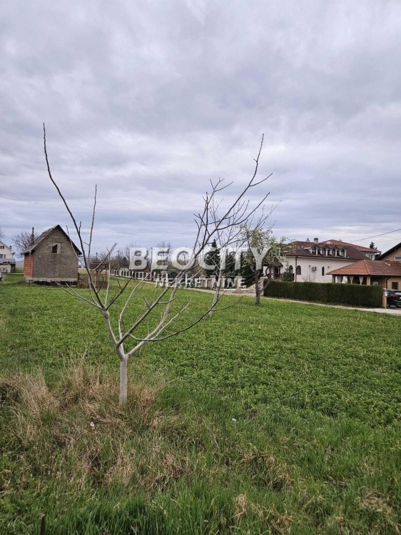 Plac, Surčin, Svetog  Stefana ID: 117395 4