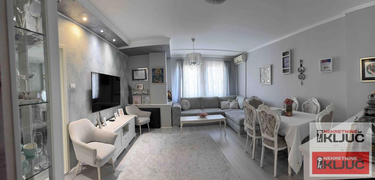 SOCIJALNO, 70m2, Trosoban sa GARAŽOM 2