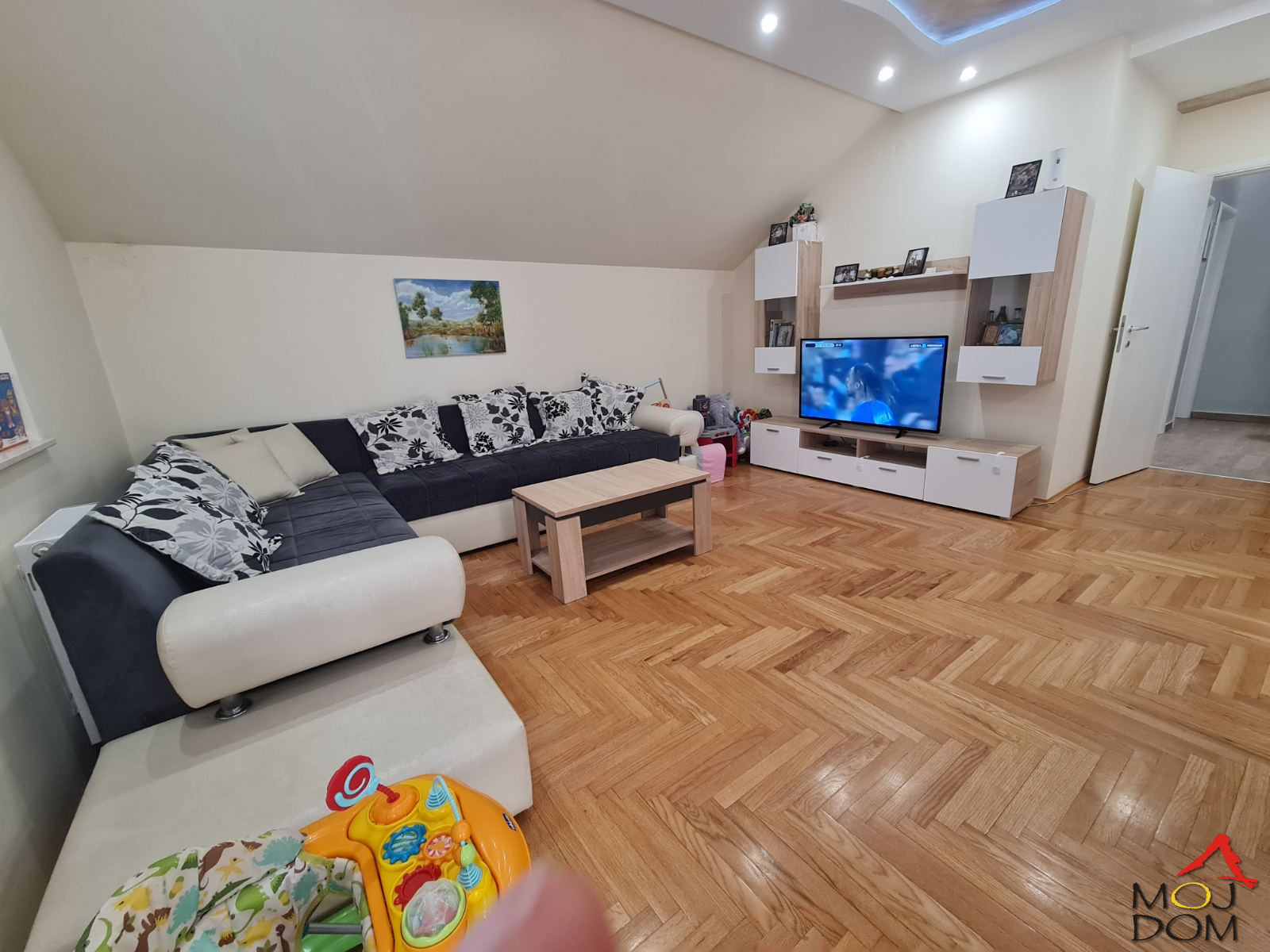 Stan,NOVI SAD,TELEP,kv: 57, € 122600, ID: 1030153 2