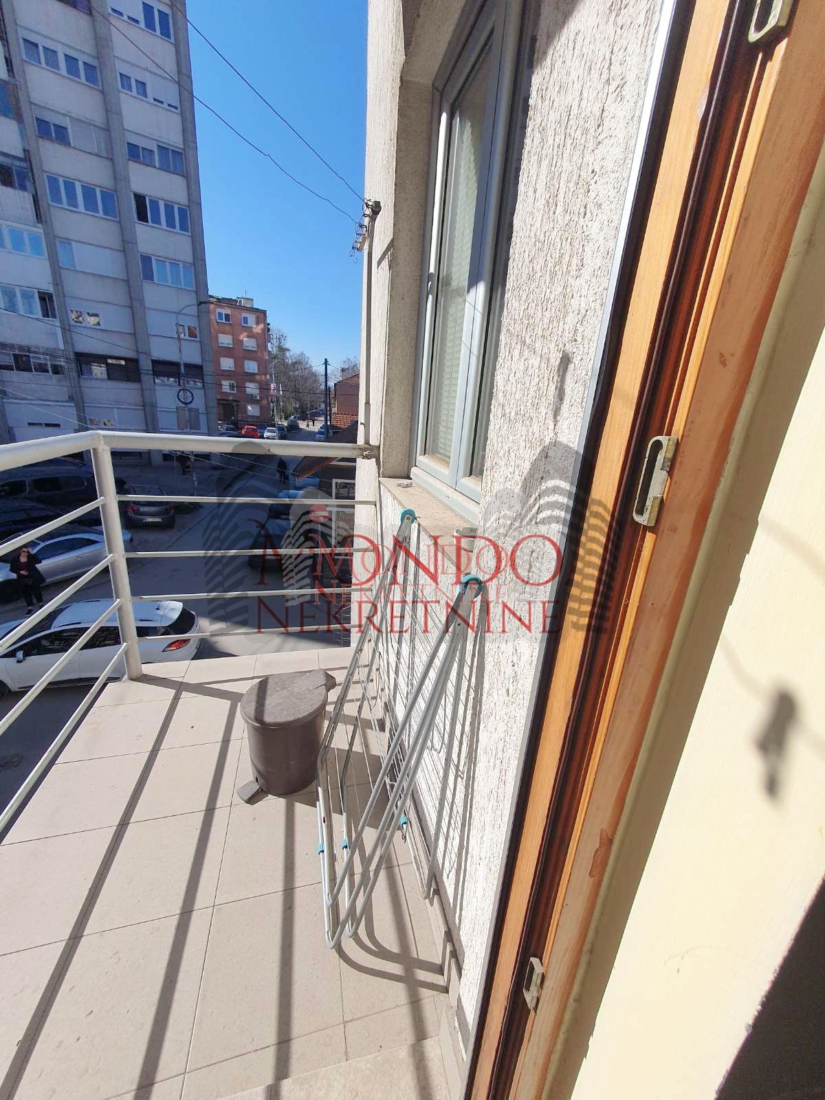 Jednoiposoban stan na Paliluli 8