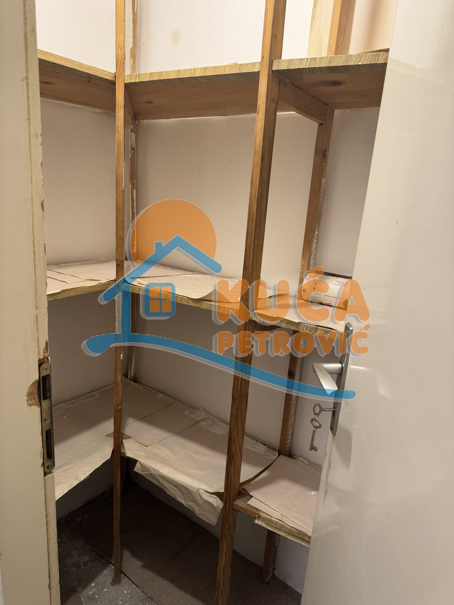 Trosoban stan, 69 m2, Medijana, Zetska ID: i-013640 11