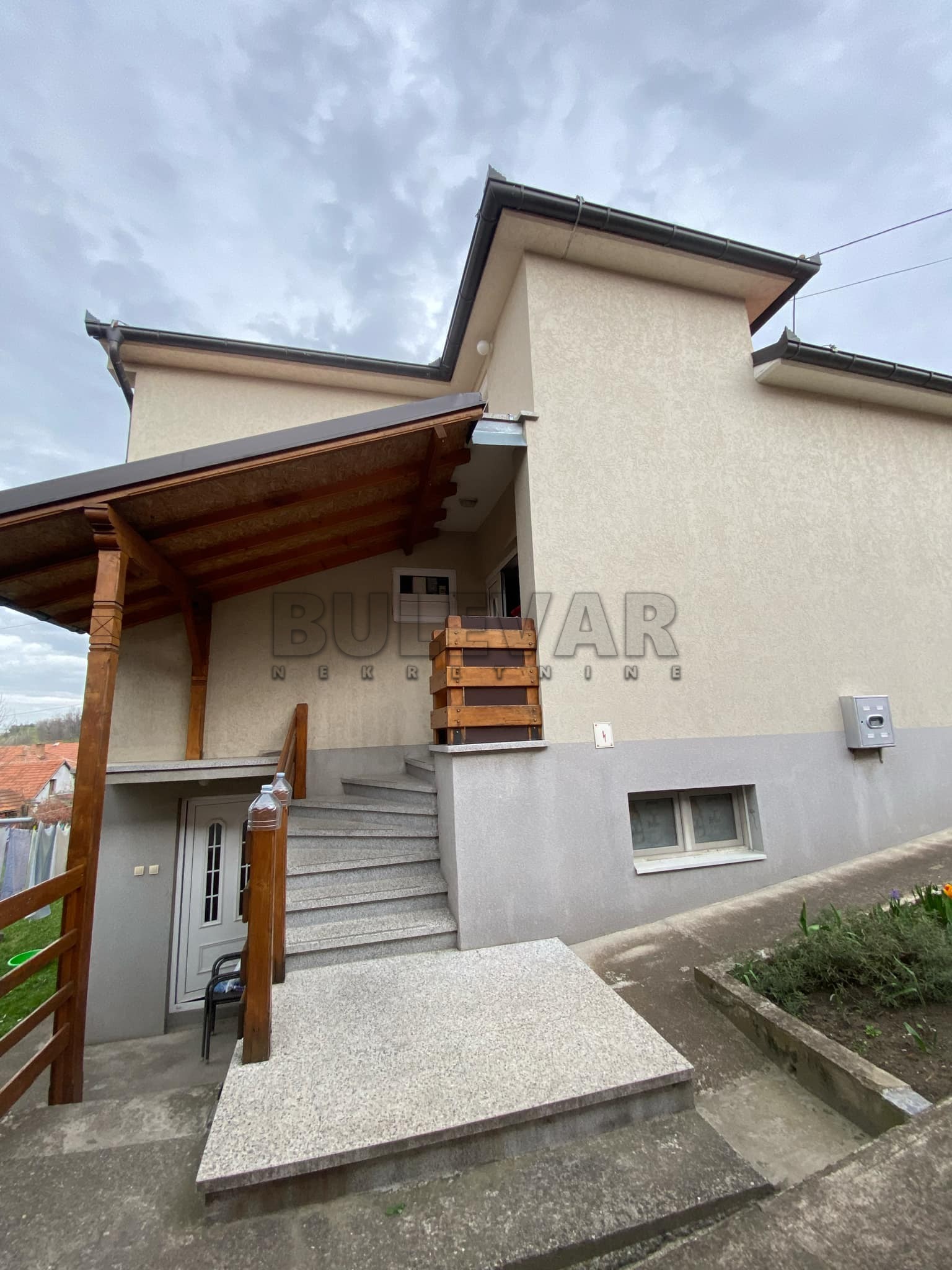 četvorosobna kuća, 150 m2, Tankosićeva ID: p-013652 1