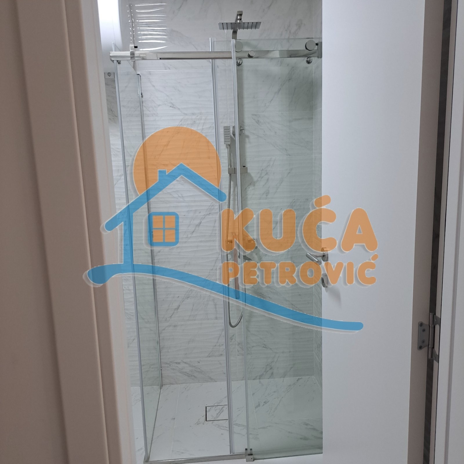 Dvosoban stan, 62 m2, Centar, Nikole Pašića ID: i-013648 9