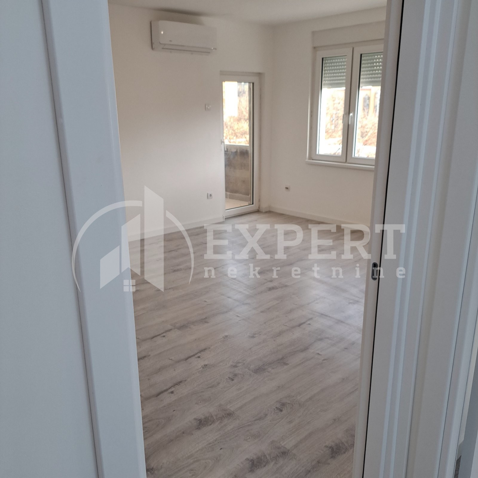 Dvosoban stan, 62 m2, Centar, Nikole Pašića ID: i-013648 3