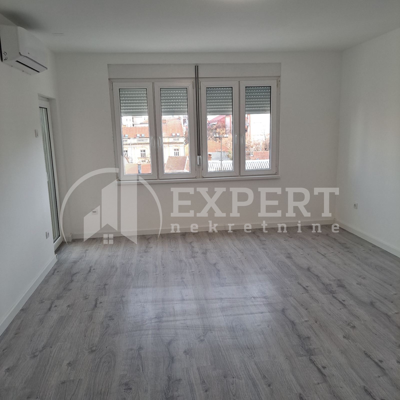 Dvosoban stan, 62 m2, Centar, Nikole Pašića ID: i-013648 4