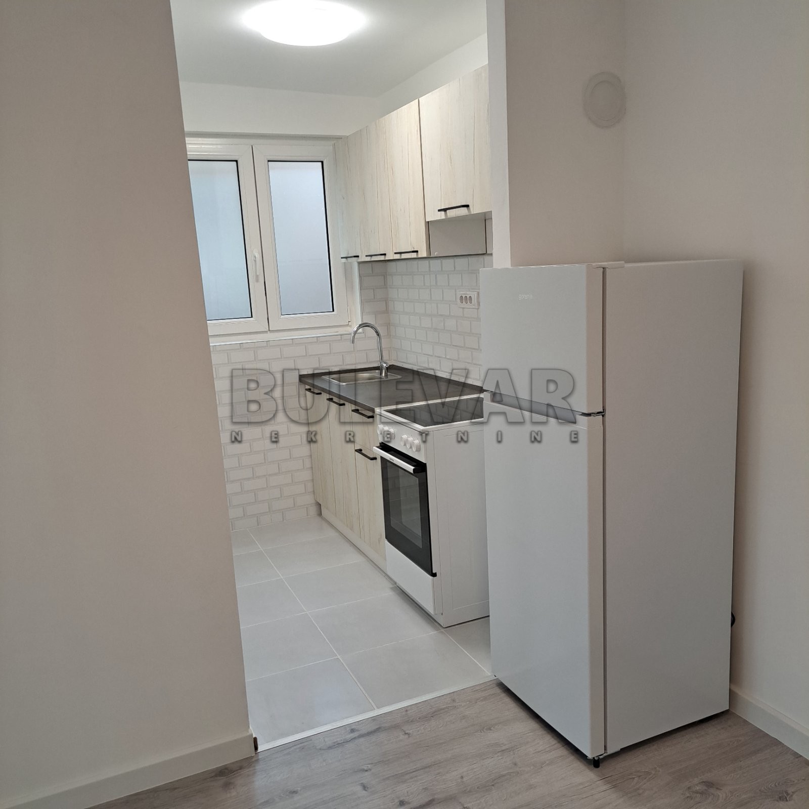 Dvosoban stan, 62 m2, Centar, Nikole Pašića ID: i-013648 5