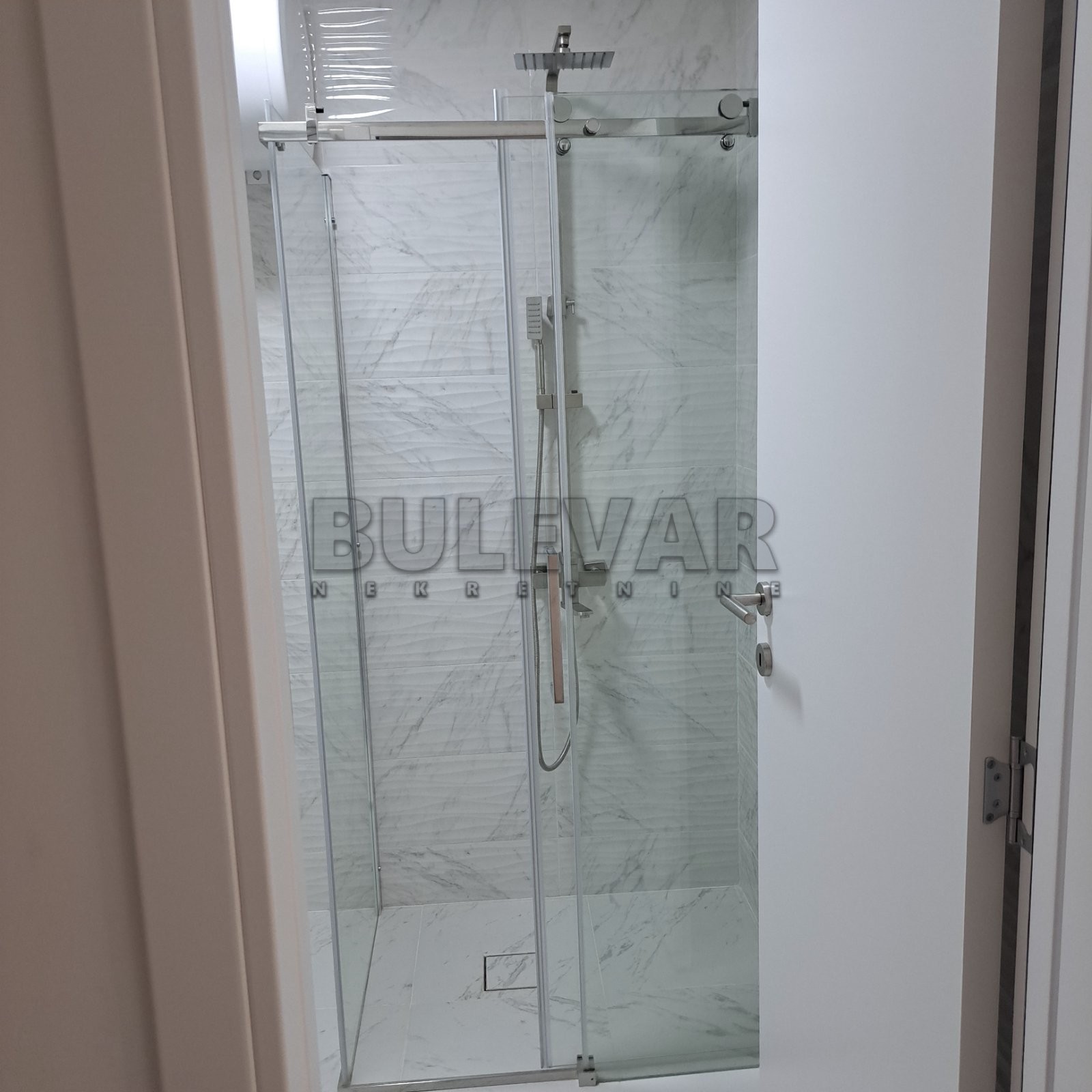 Dvosoban stan, 62 m2, Centar, Nikole Pašića ID: i-013648 9