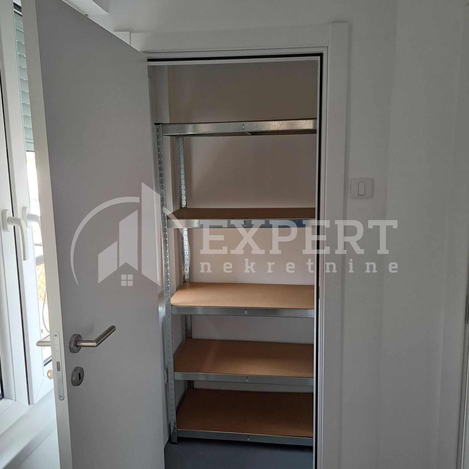 Dvosoban stan, 62 m2, Centar, Nikole Pašića ID: i-013648 11