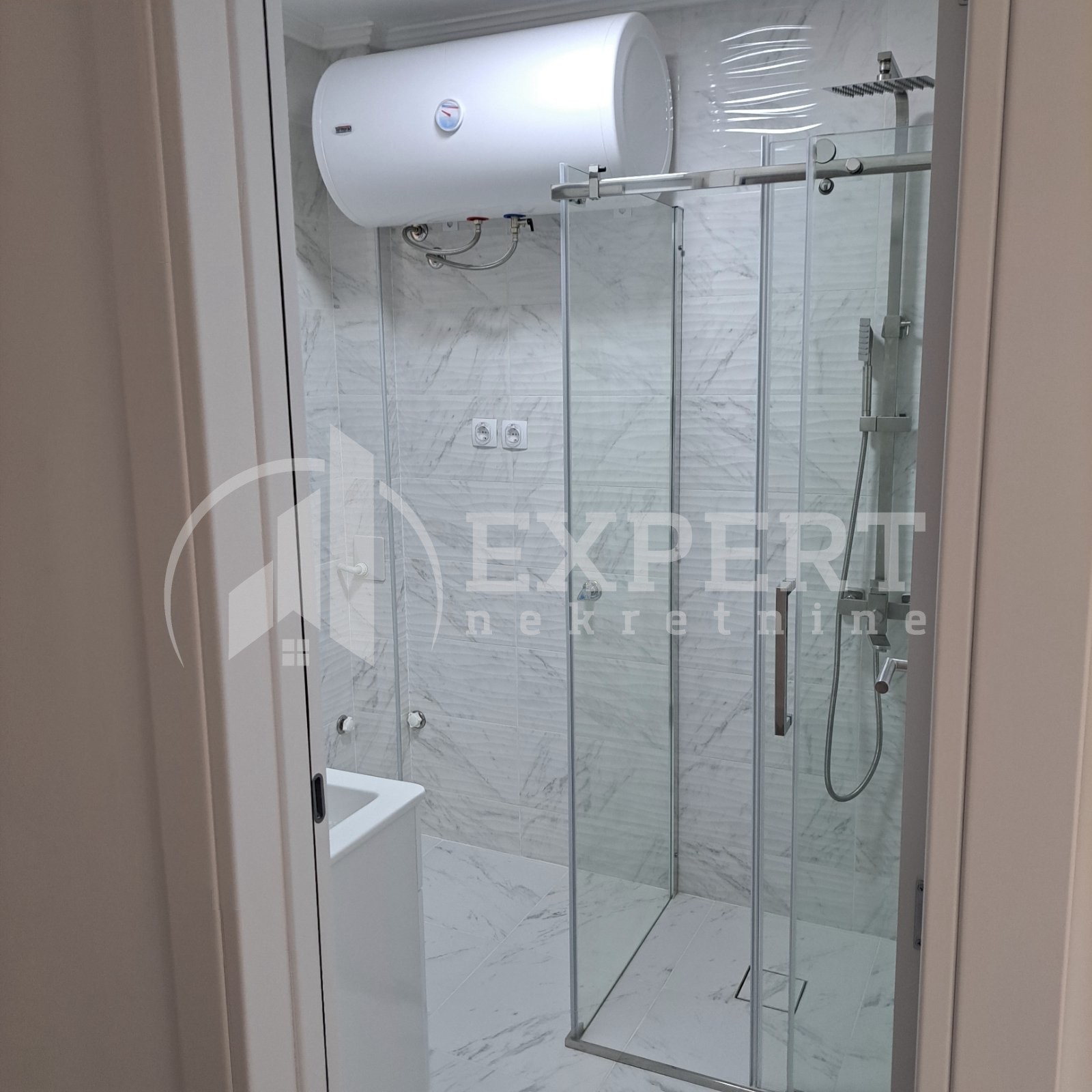 Dvosoban stan, 62 m2, Centar, Nikole Pašića ID: i-013648 8