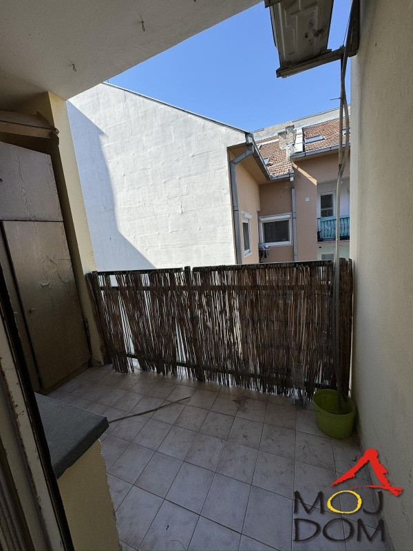 Stan,NOVI SAD,SOCIJALNO,kv: 31, € 89600, ID: 1030165 8