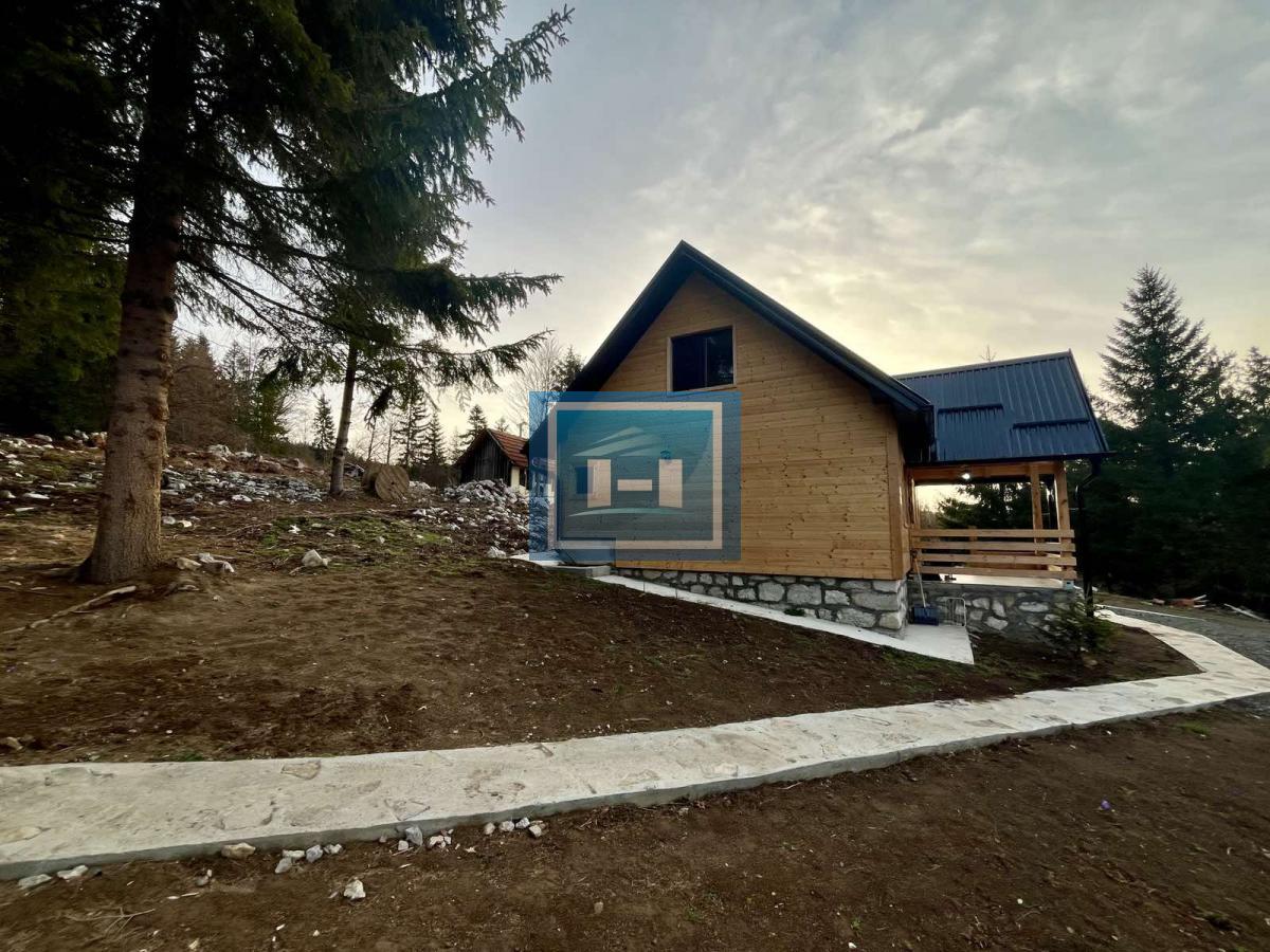 Nova vikendica na Tari 4