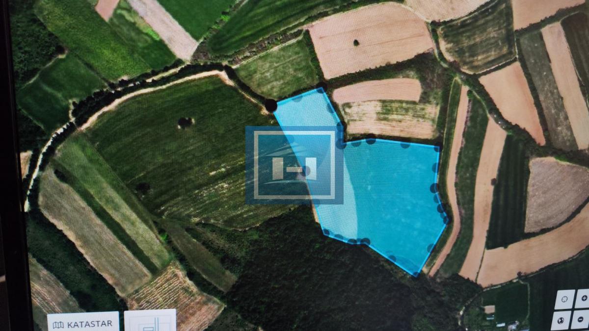 Velika parcela u Vranovcu 3