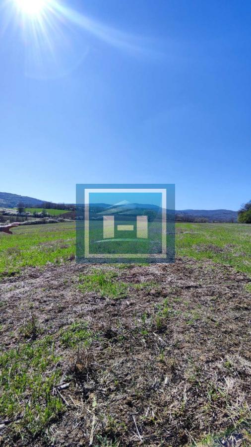 Velika parcela u Vranovcu 4