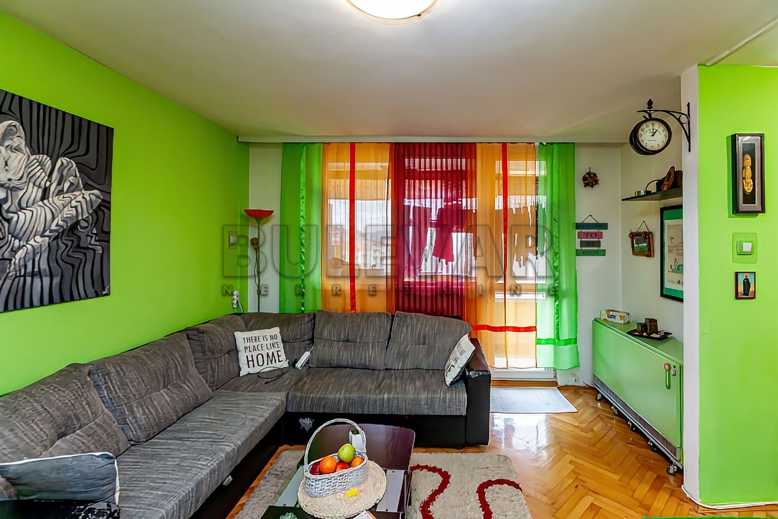 četvorosoban stan, 70 m2, Medijana, Bulevar Nemanjića ID: p-013707 1