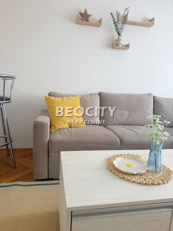 Dvosoban stan, 35 m2, Adamovićevo naselje, Cara Dušana ID: 79431 2