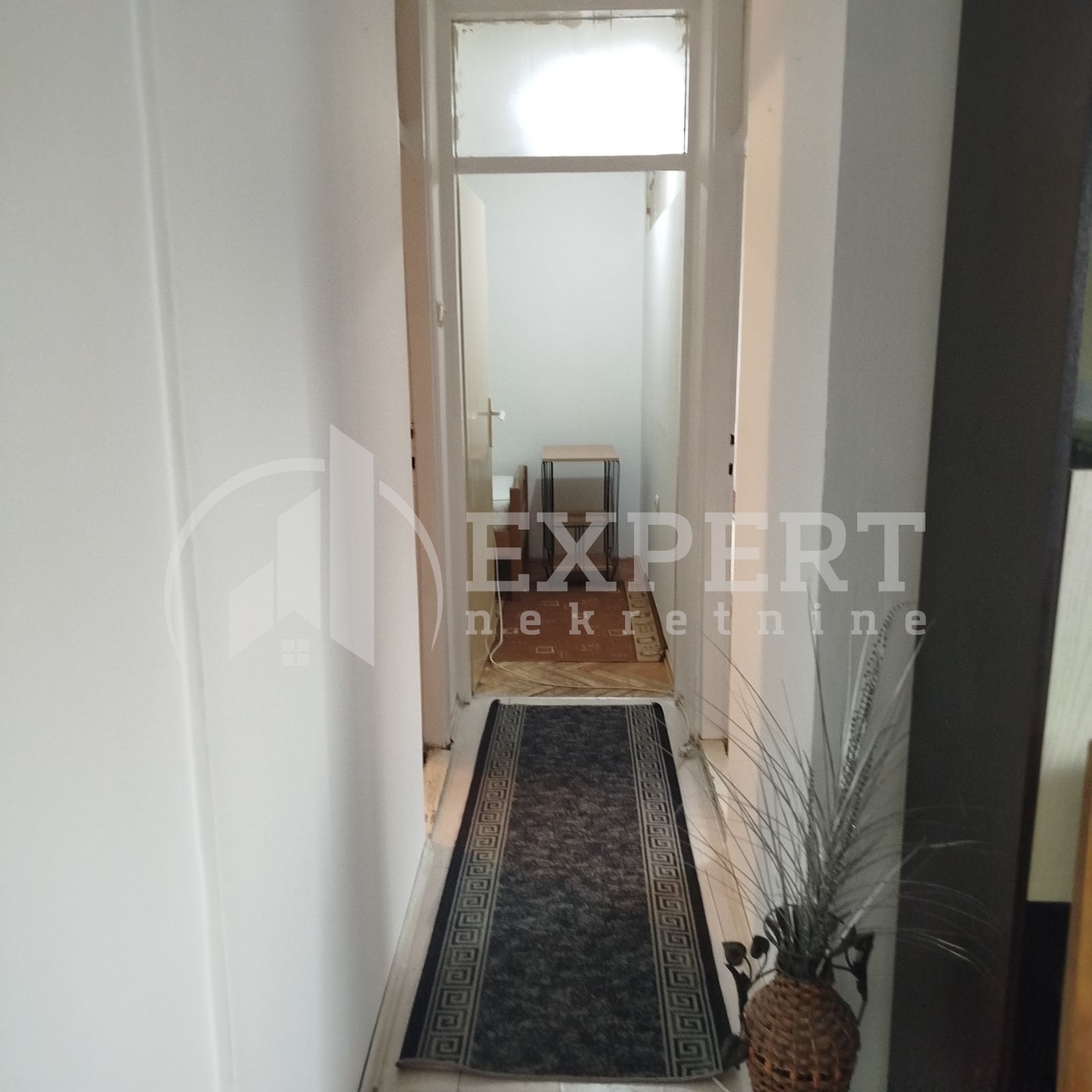 Dvosoban stan, 46 m2, Centar, Vožda Karađorđa ID: i-013717 8