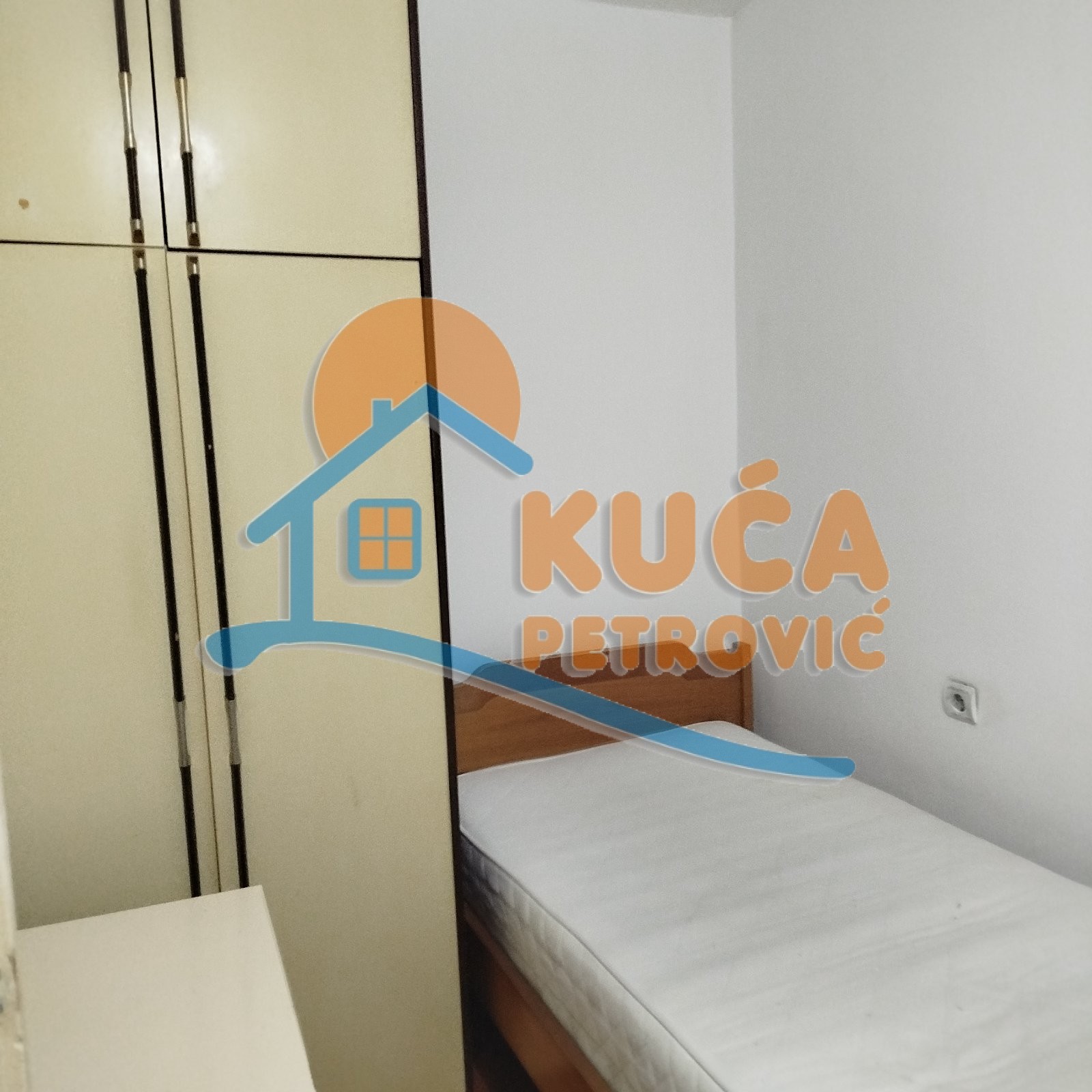 Dvosoban stan, 46 m2, Centar, Vožda Karađorđa ID: i-013717 6