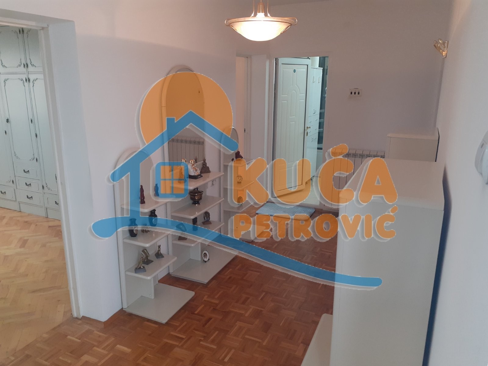 Dvosoban stan, 88 m2, Centar, Jeronimova ID: i-07210 10