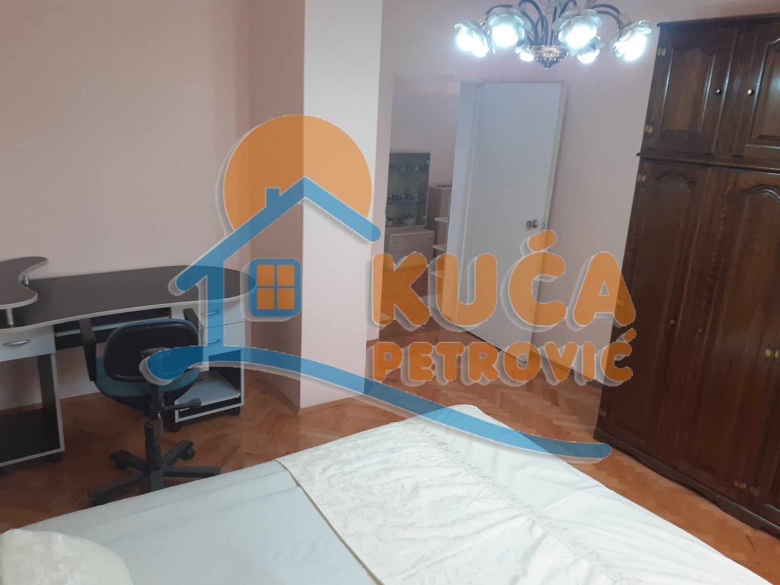 Dvosoban stan, 88 m2, Centar, Jeronimova ID: i-07210 7